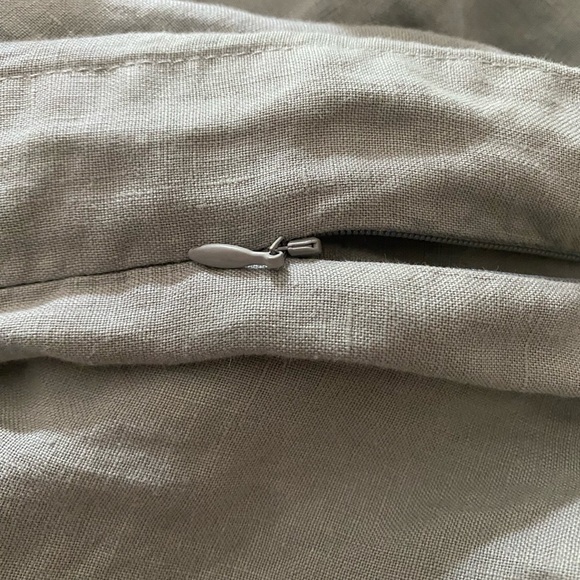 Fieldcrest 100% Linen King Size Sage Color Duvet Cover - Picture 5 of 6